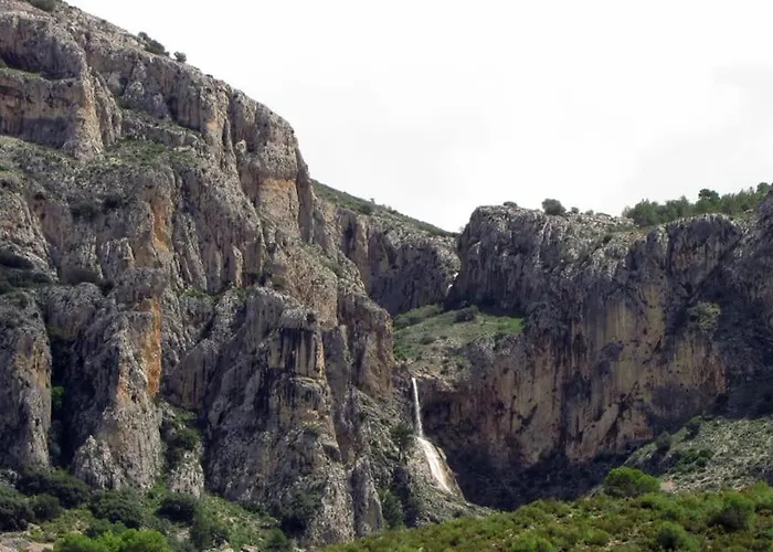 Hostel Casa Malferit Alcoleja