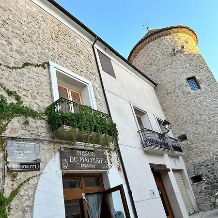 Casa Malferit *